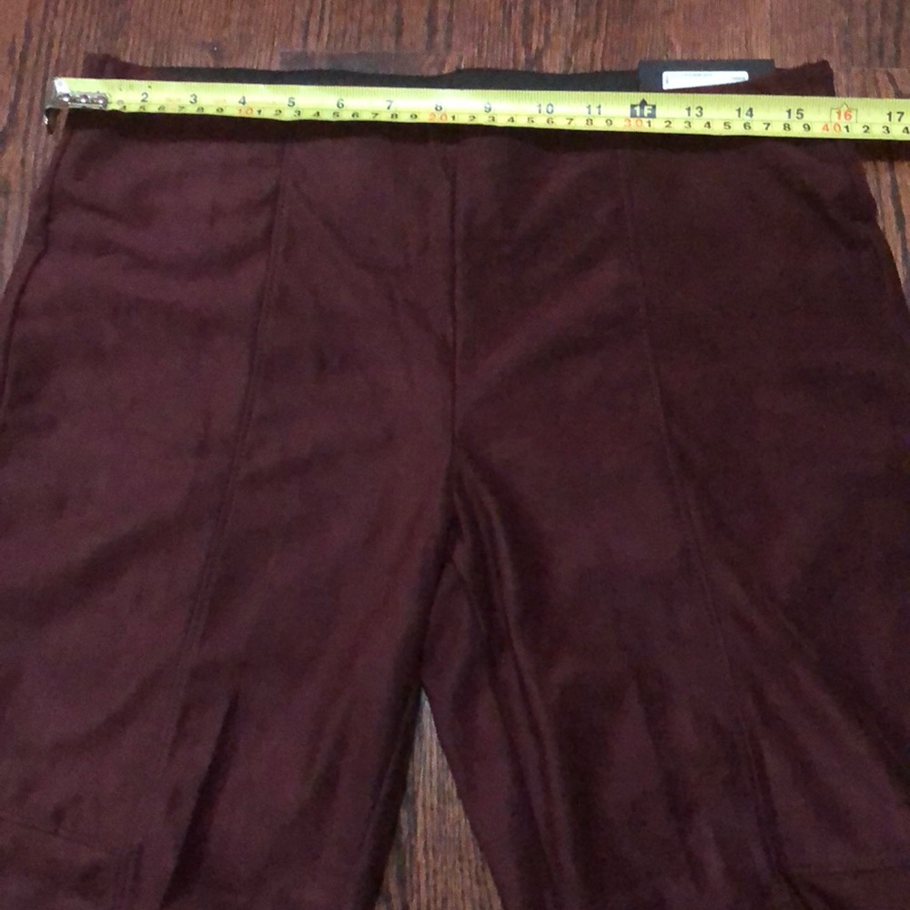 Worthington Women's pull on Leggings Maroon Berry - Picture 2 of 2